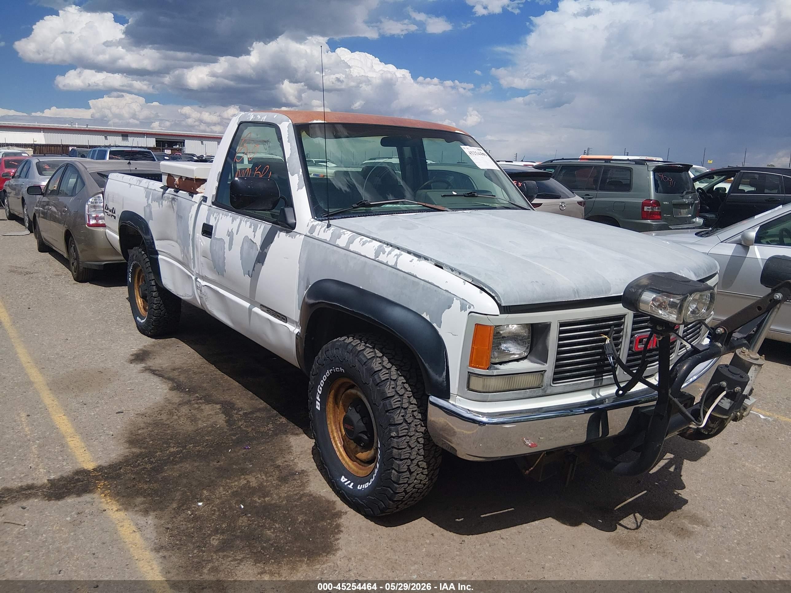 1993 Gmc Sierra K3500 White vin: 1GTHK34K6PE504494