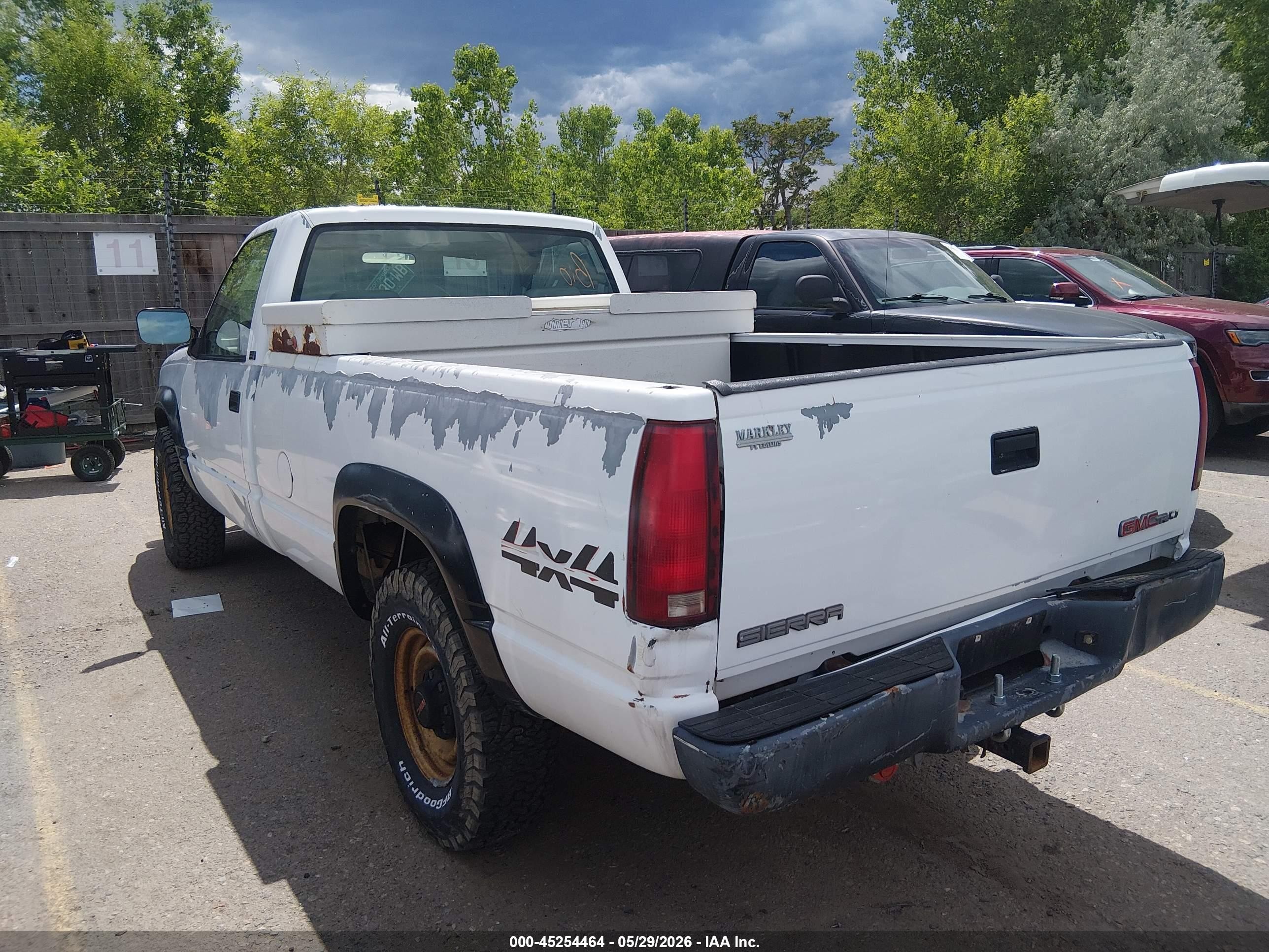 1993 Gmc Sierra K3500 White vin: 1GTHK34K6PE504494