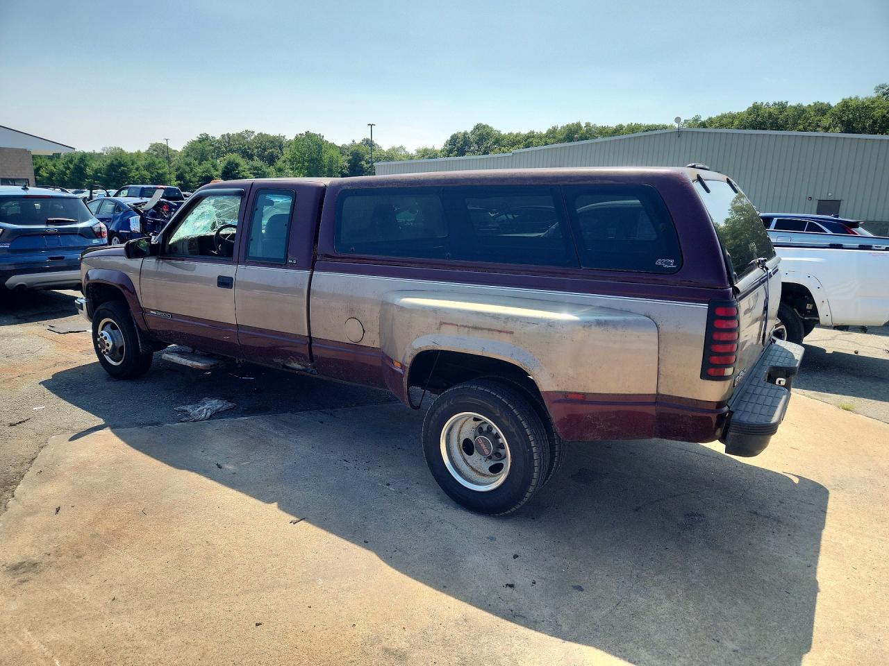 1997 Gmc Sierra K3500 Red vin: 1GTHK39J6VE513130