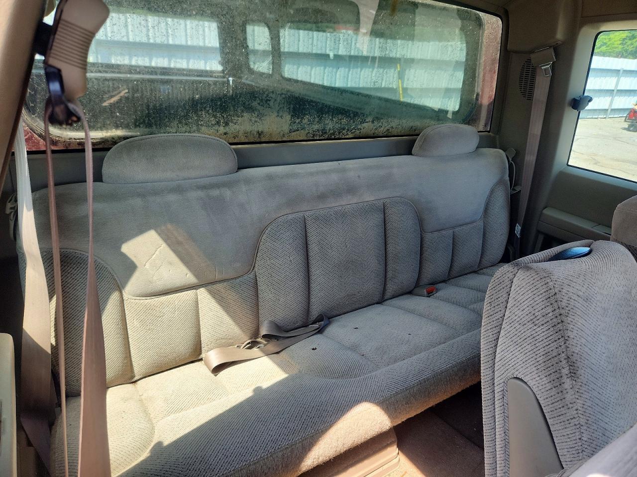 1997 Gmc Sierra K3500 Red vin: 1GTHK39J6VE513130