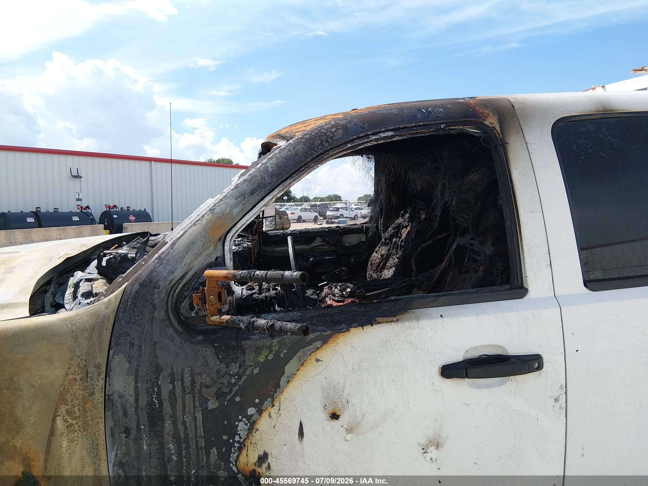 2009 Gmc Sierra 2500hd Work Truck White vin: 1GTHK43K59F145028