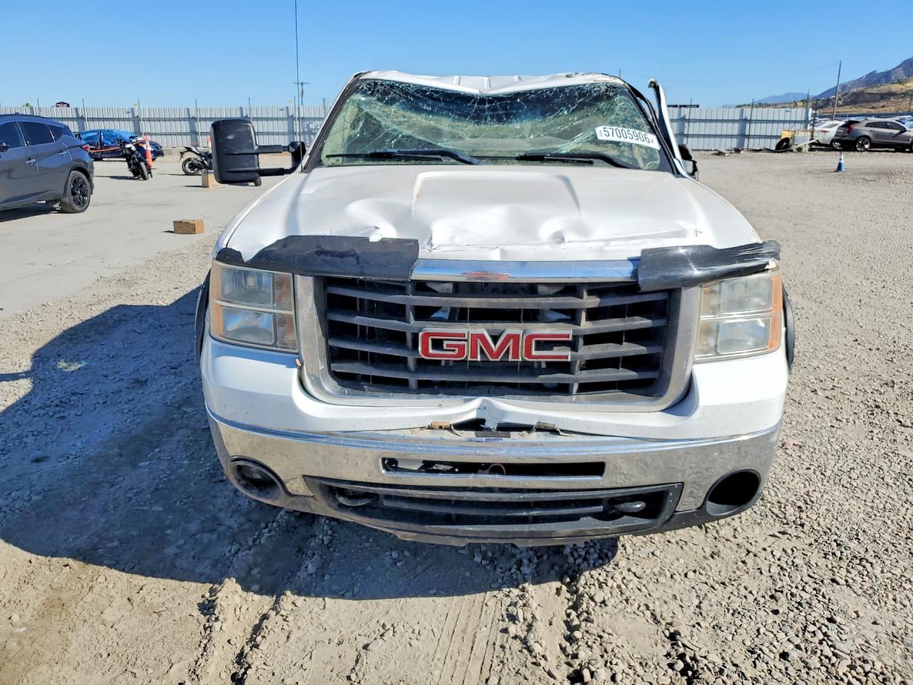 2009 Gmc Sierra K2500 Heavy Duty Белый vin: 1GTHK49K19E145430
