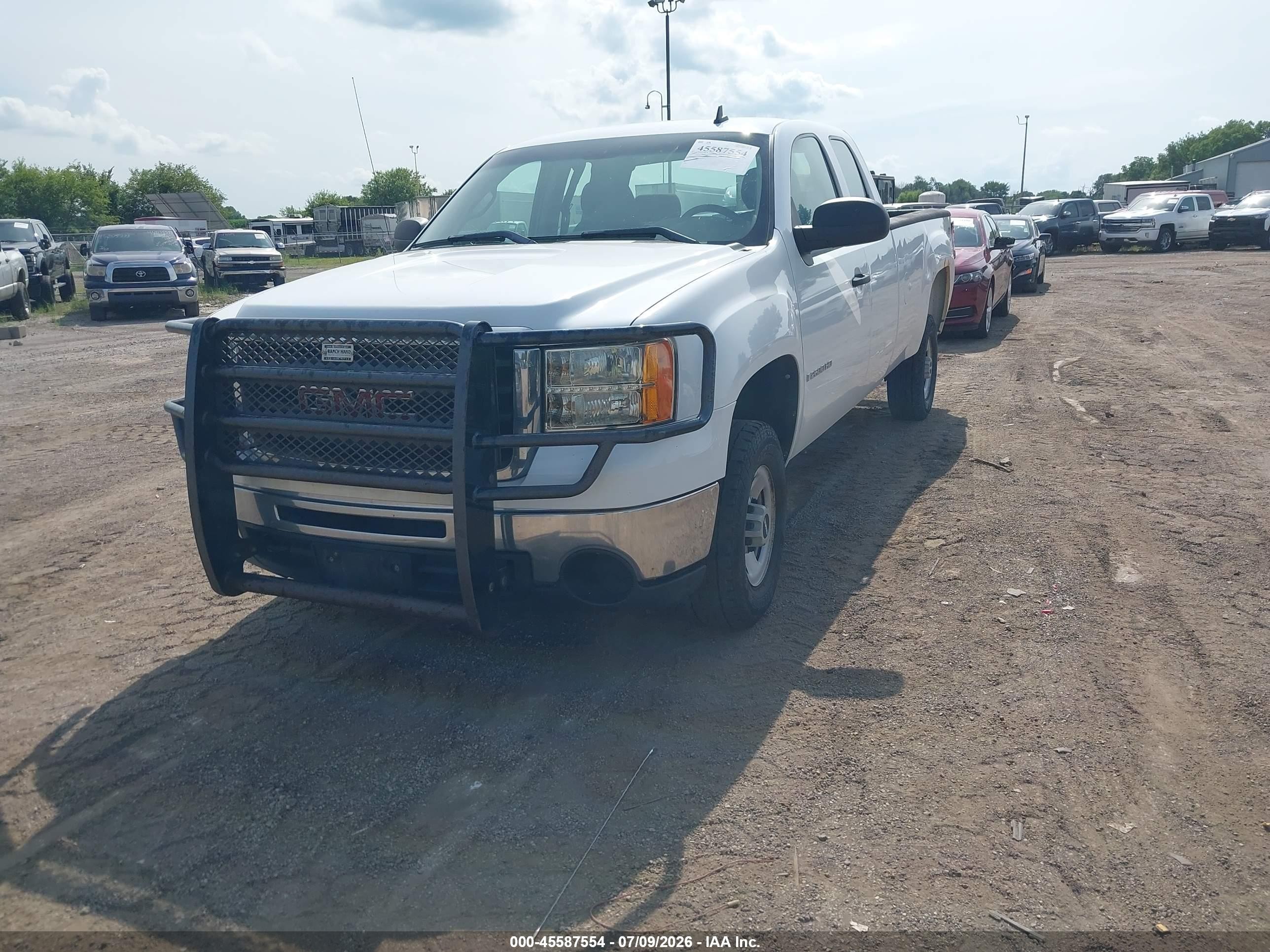 2009 Gmc Sierra 2500hd Work Truck White vin: 1GTHK49K49E134275