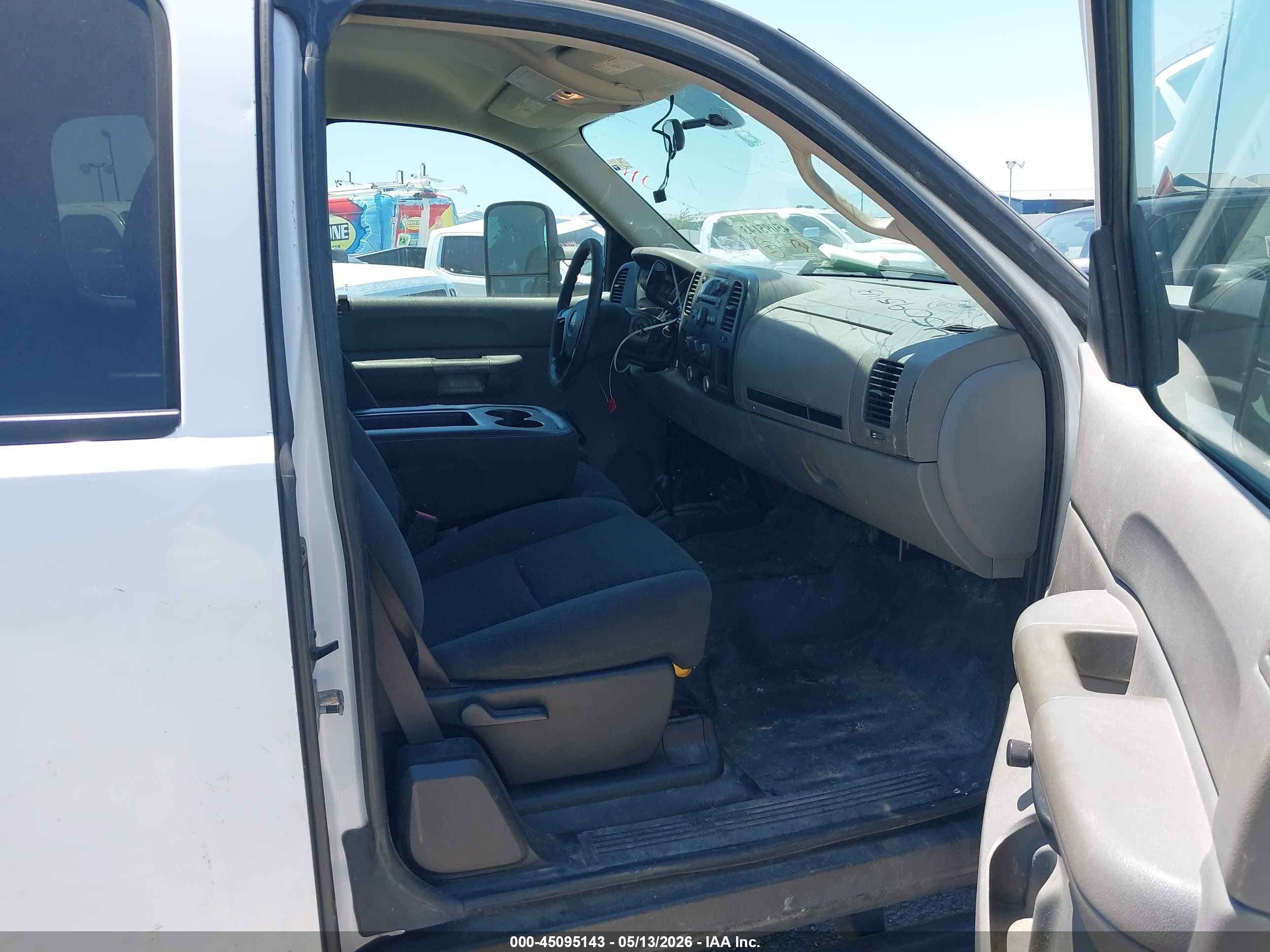 2009 Gmc Sierra 2500hd Work Truck White vin: 1GTHK49K99E108366