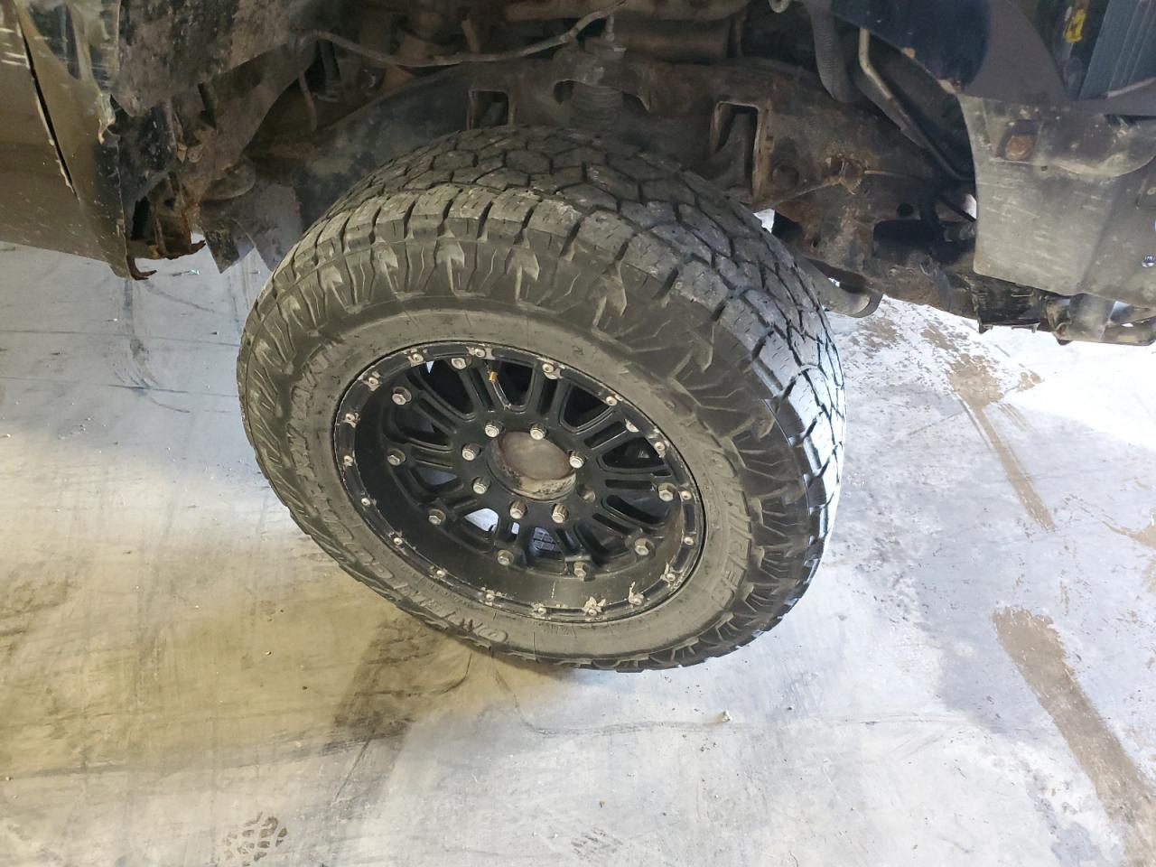 2009 Gmc Sierra K2500 Sle Black vin: 1GTHK53629F151992 Damage: Frame, Rust, Naaa Acceptable