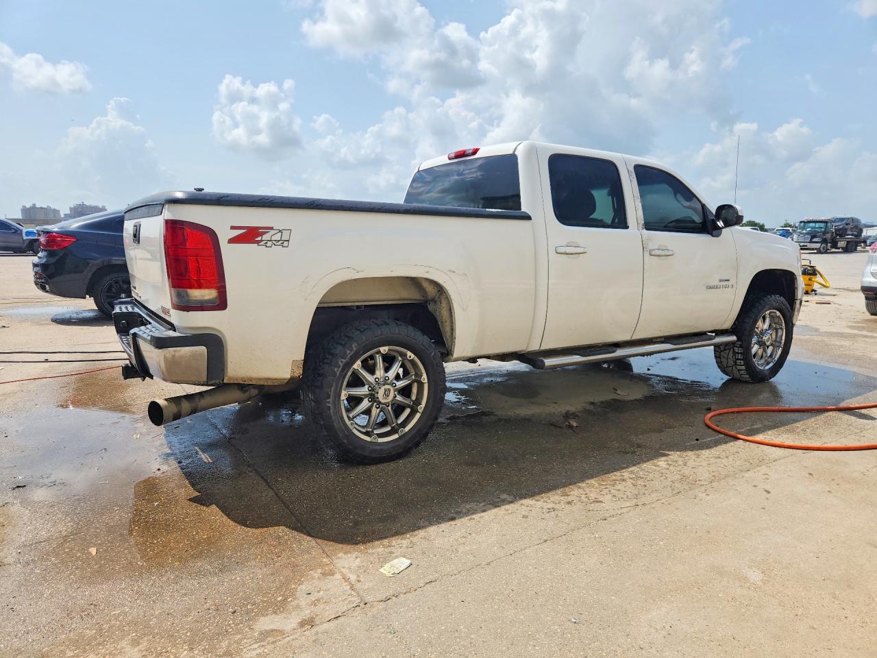 2009 Gmc Sierra K2500 Slt White vin: 1GTHK63699F102990