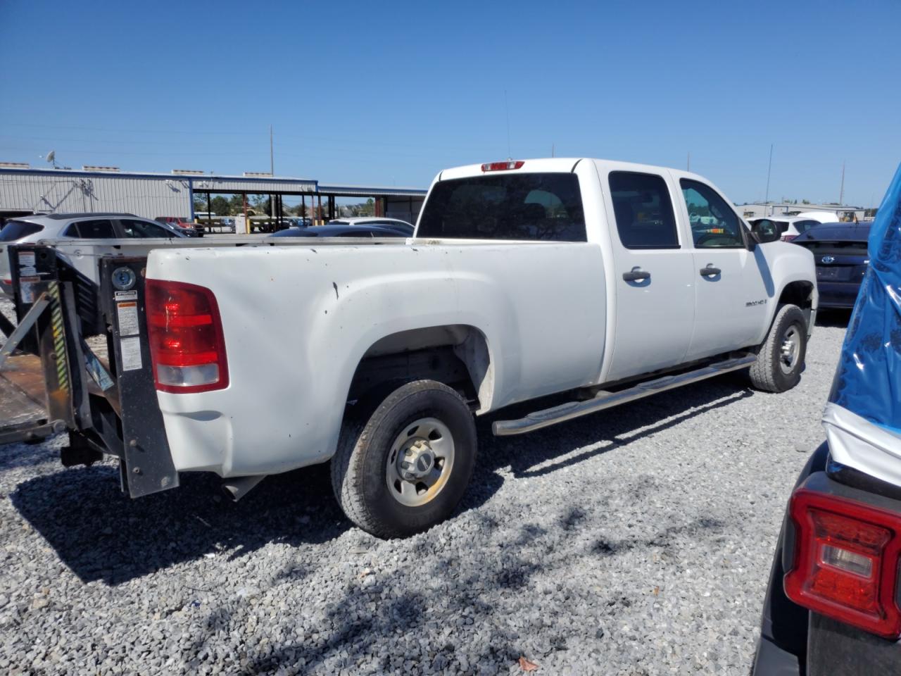 2009 Gmc Sierra K3500 White vin: 1GTHK73K89F170720