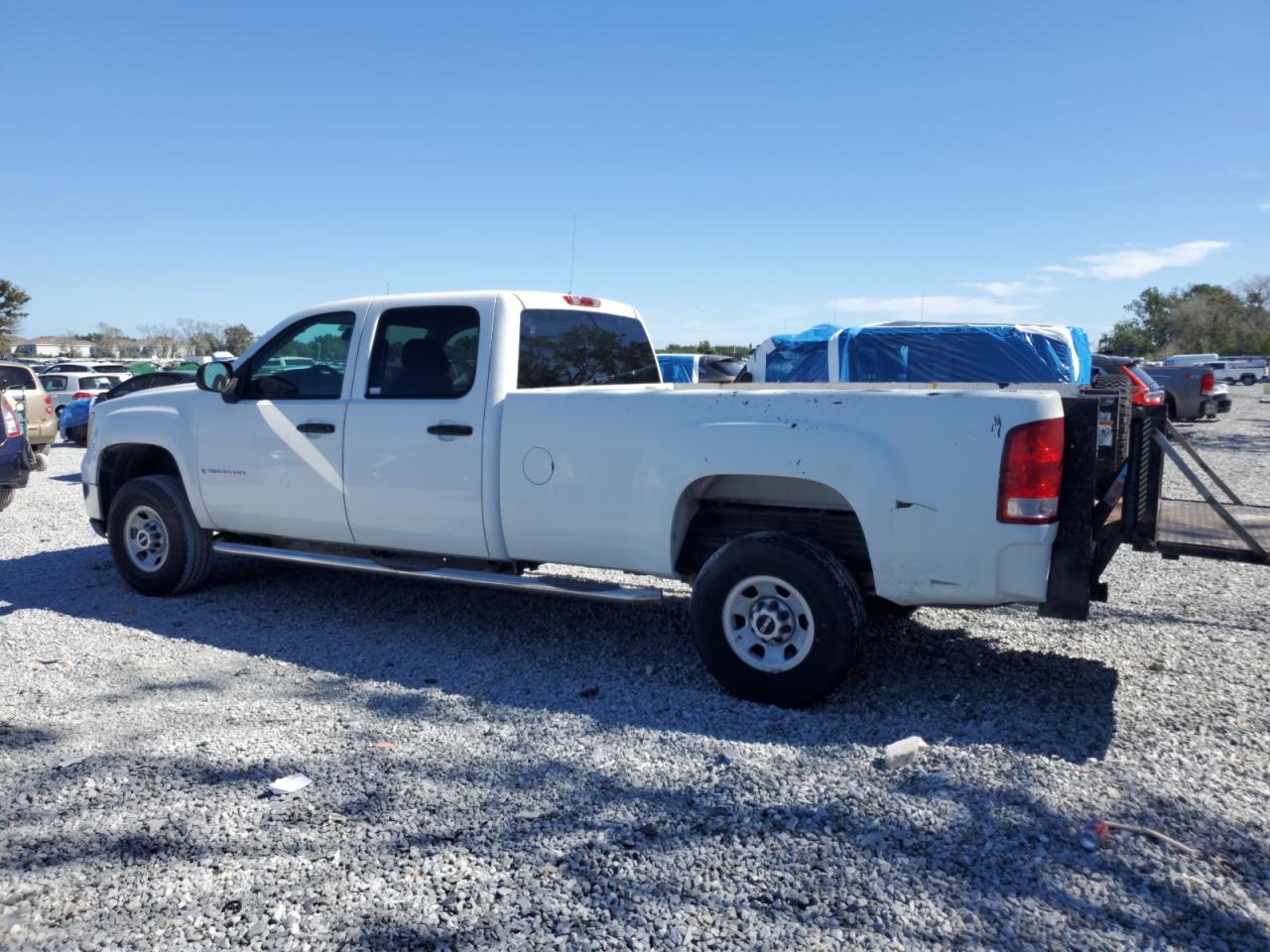 2009 Gmc Sierra K3500 White vin: 1GTHK73K89F170720