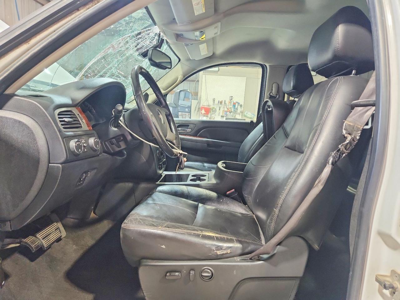2009 Gmc Sierra K3500 Slt White vin: 1GTHK93669F176319