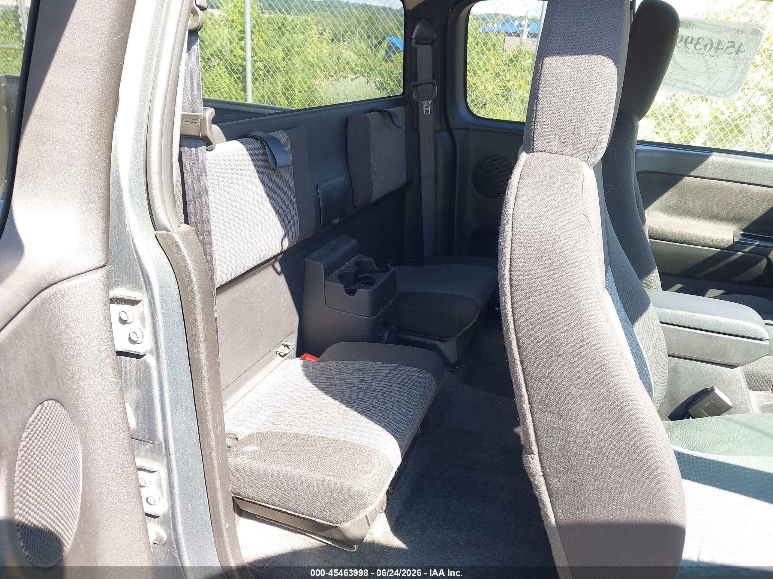 2011 Gmc Canyon Sle1 Серый vin: 1GTJ6MFEXB8122740
