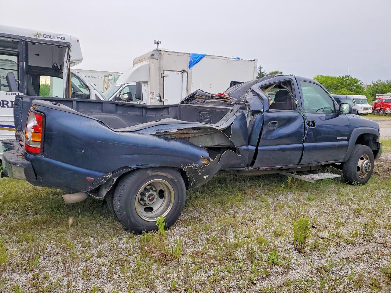2006 Gmc New Sierra C3500 Blue vin: 1GTJC33G06F243724
