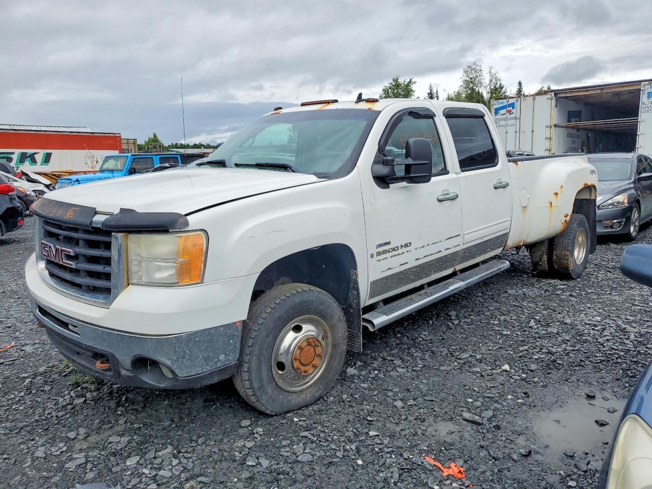 2007 Gmc New Sierra K3500 White vin: 1GTJK33647F555511