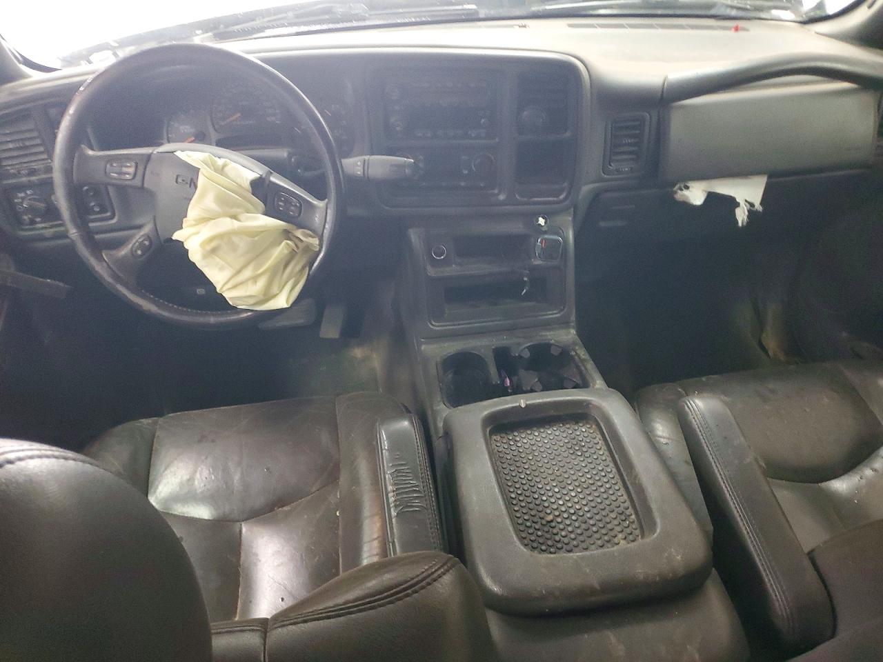 2006 Gmc New Sierra K3500 Silver vin: 1GTJK33D66F169671