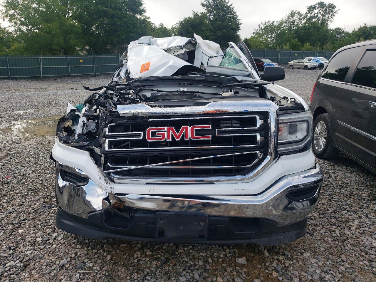 2018 Gmc Sierra C1500 White vin: 1GTN1LEC0JZ900773