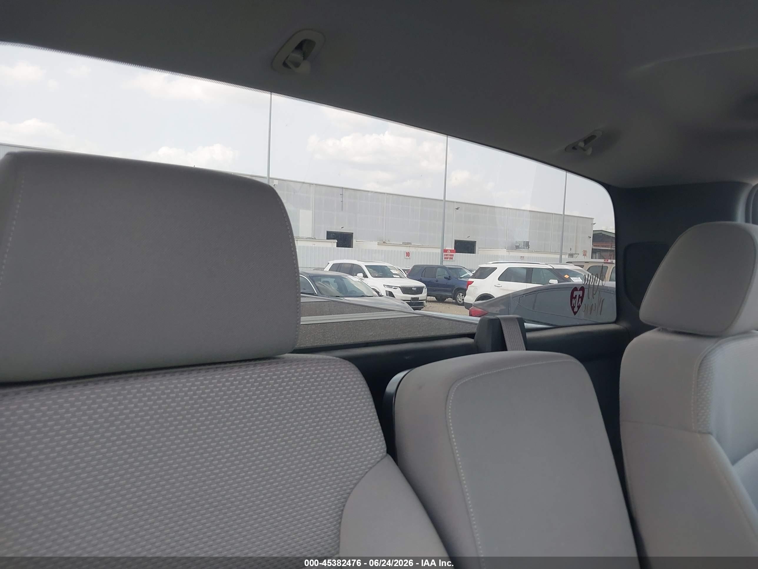 2015 Gmc Sierra 1500   Red vin: 1GTN1TEH2FZ147072