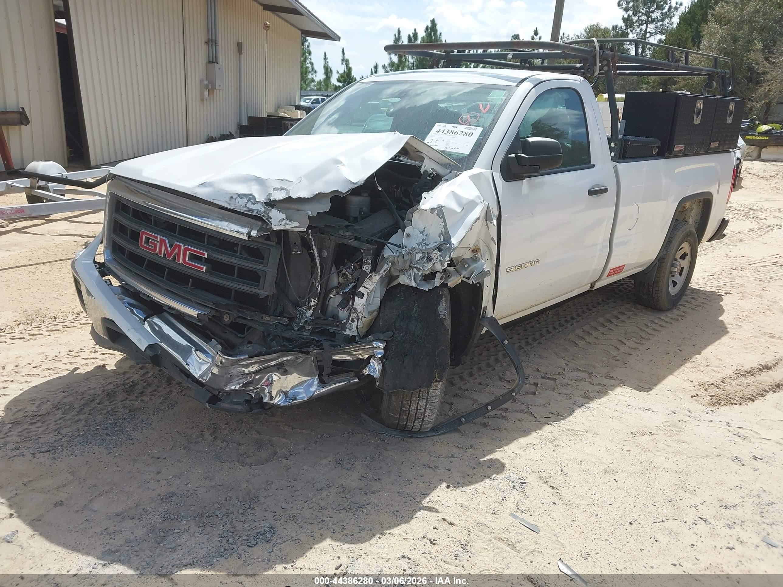 2015 Gmc Sierra 1500   White vin: 1GTN1TEH2FZ406806