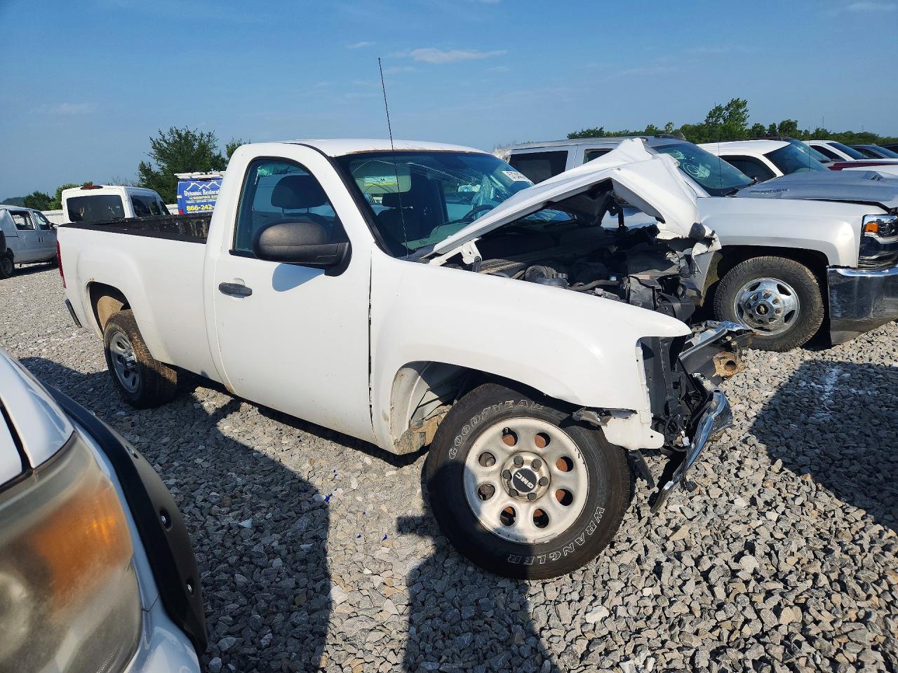 2012 Gmc Sierra C1500 White vin: 1GTN1TEX0CZ136655