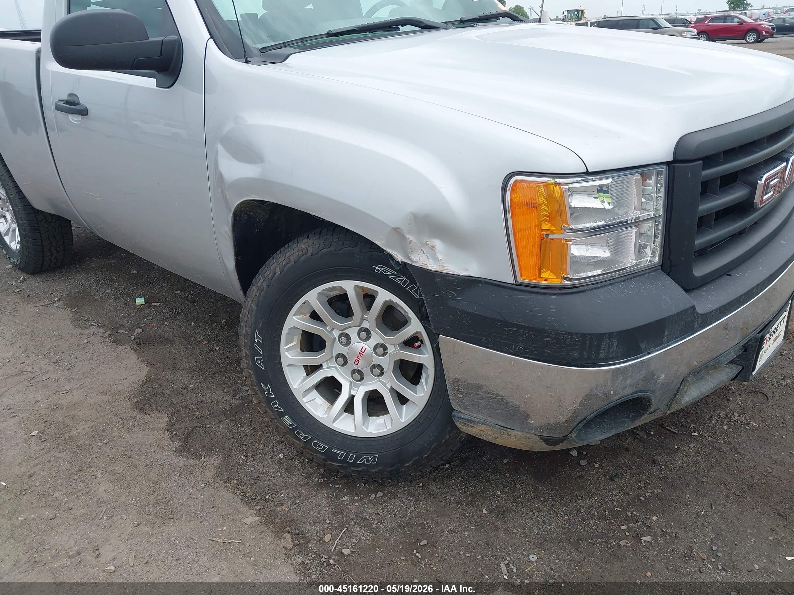 2013 Gmc Sierra 1500 Work Truck Серебряный vin: 1GTN1TEX5DZ256548