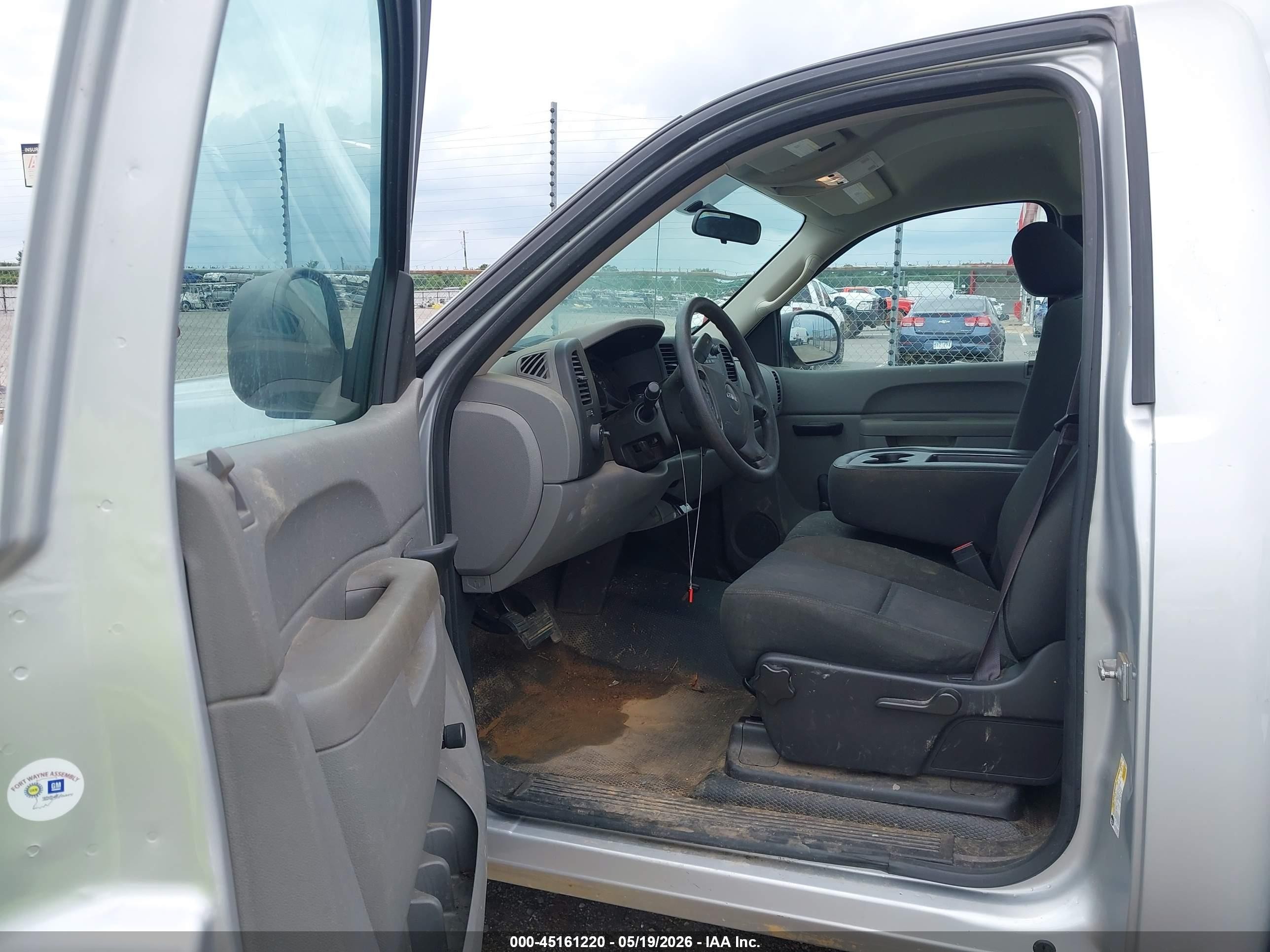 2013 Gmc Sierra 1500 Work Truck Серебряный vin: 1GTN1TEX5DZ256548