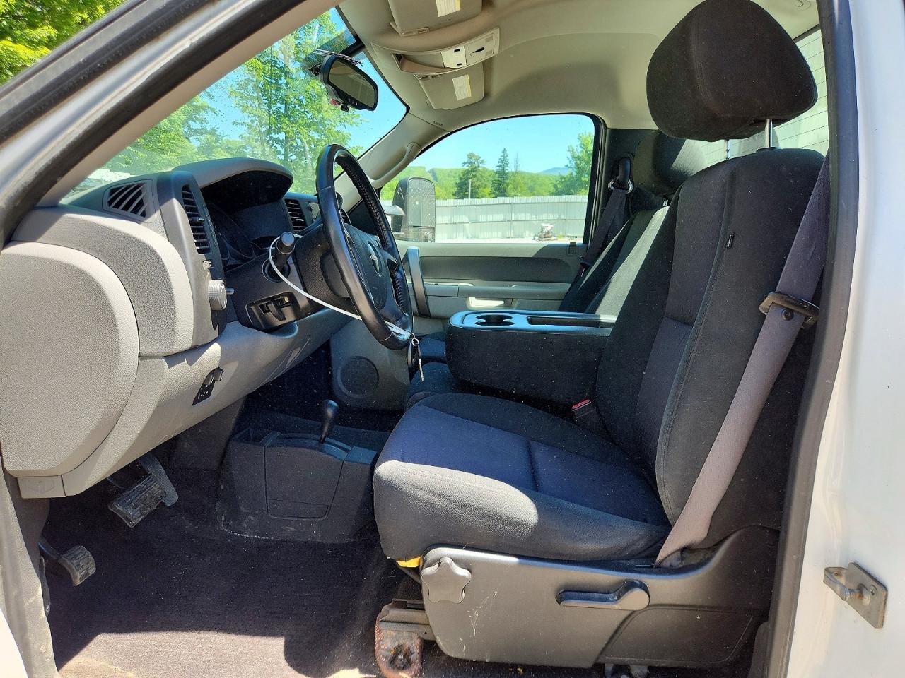 2011 Gmc Sierra K1500 White vin: 1GTN2TE03BZ256335