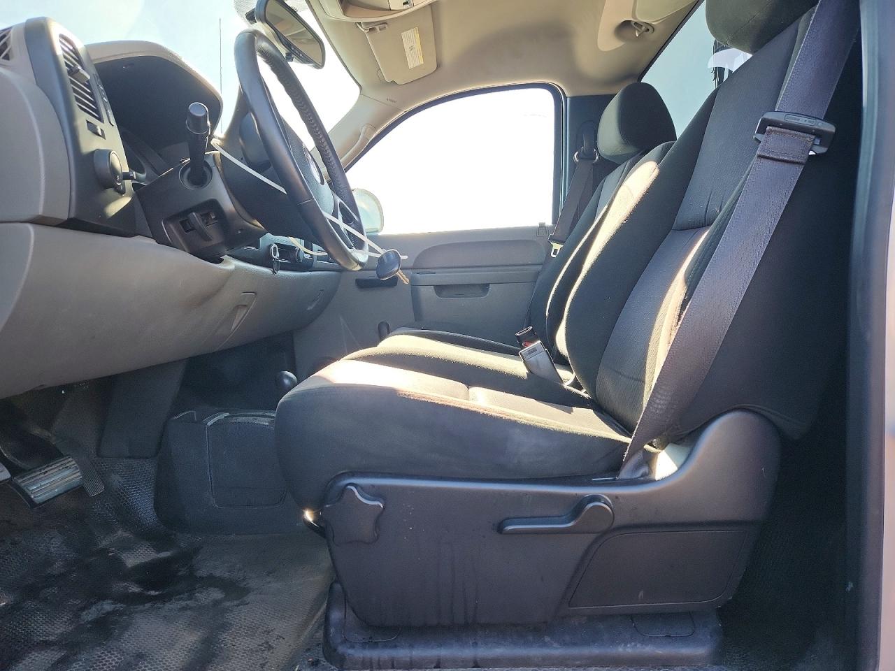 2013 Gmc Sierra K1500 Silver vin: 1GTN2TEA0DZ128971