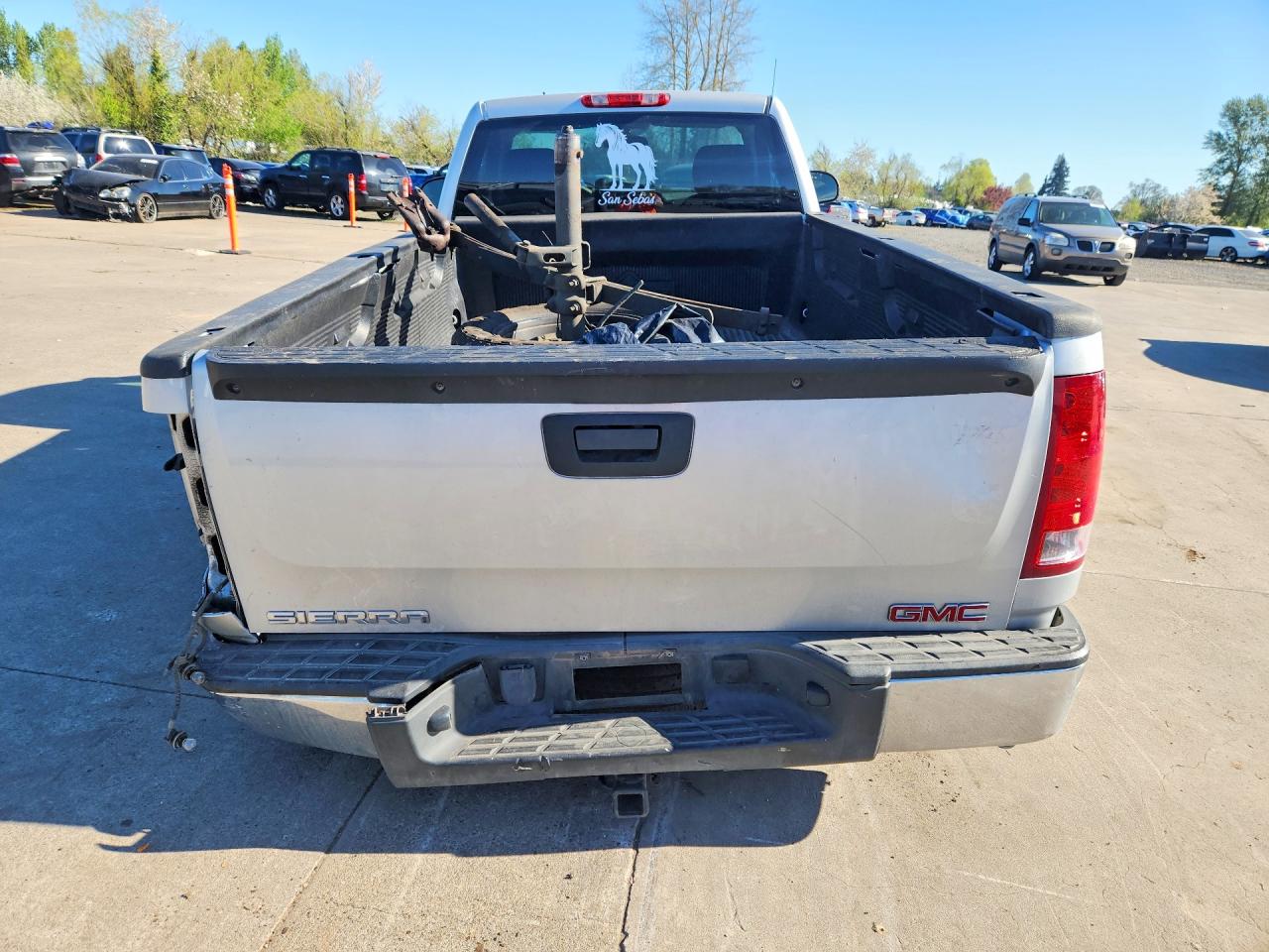 2013 Gmc Sierra K1500 Silver vin: 1GTN2TEA0DZ128971