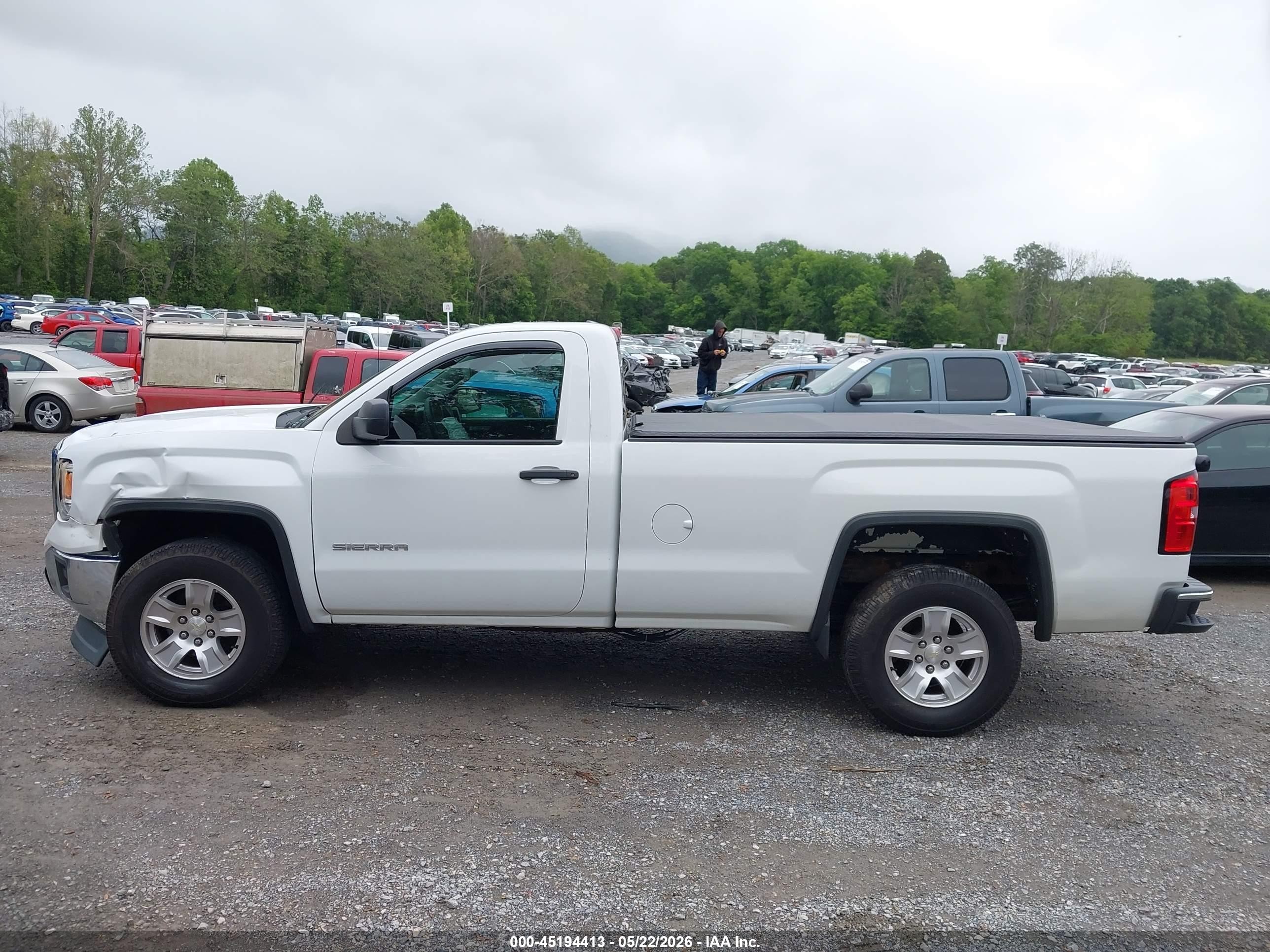 2015 Gmc Sierra 1500   White vin: 1GTN2TEH0FZ247801