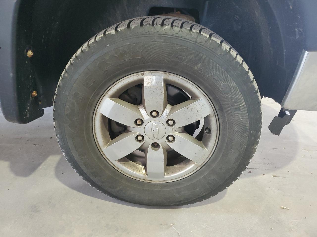 2011 Gmc Sierra K1500 Blue vin: 1GTN2TEX0BZ137526 Damage: Right Front Wheel, Curb Rash, > 12 Inches