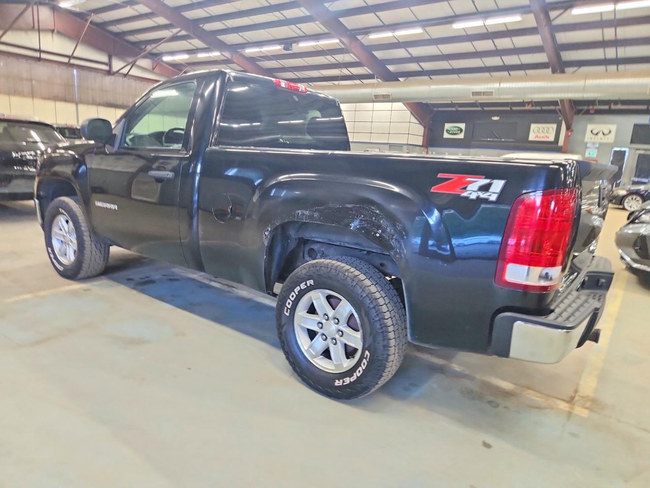 2011 Gmc Sierra K1500 Sle Black vin: 1GTN2VE04BZ327019