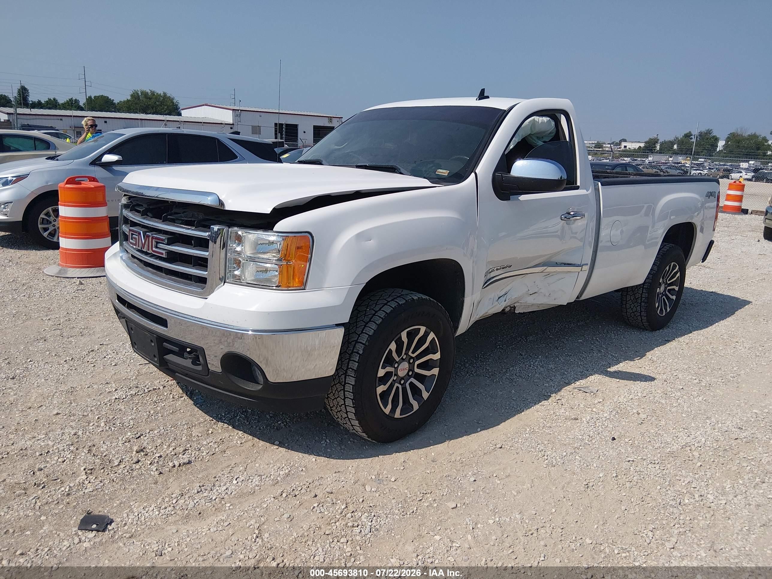 2013 Gmc Sierra 1500 Sle Белый vin: 1GTN2VE04DZ358824