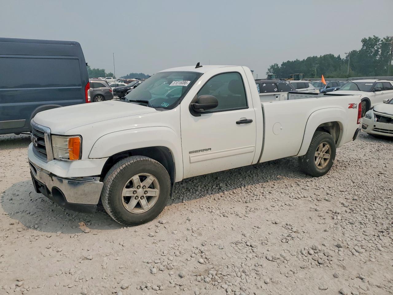 2011 Gmc Sierra K1500 Sle White vin: 1GTN2VE06BZ231036