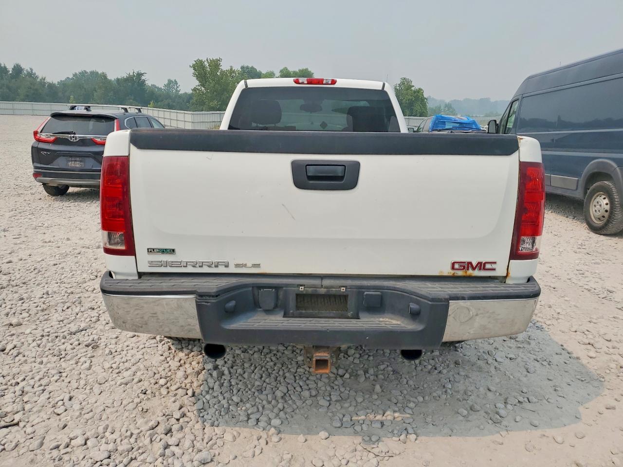 2011 Gmc Sierra K1500 Sle White vin: 1GTN2VE06BZ231036