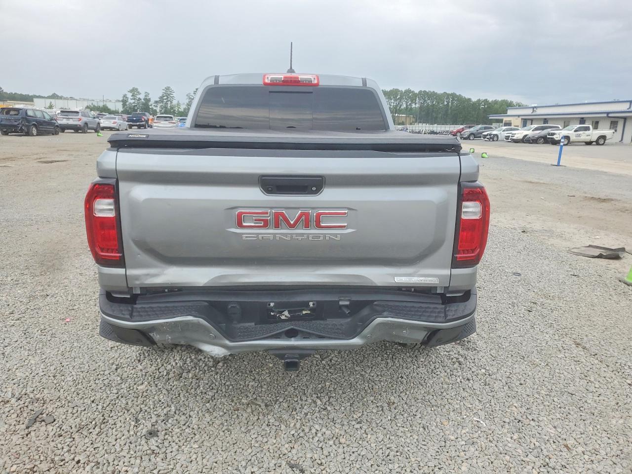 2025 Gmc Canyon Elevation Silver vin: 1GTP2BEK1S1142823