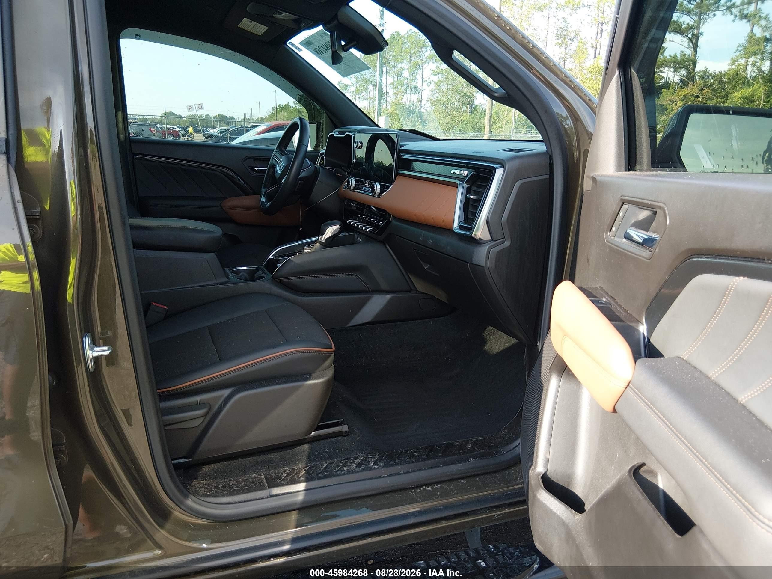 2025 Gmc Canyon 4wd At4 Brown vin: 1GTP2DEK6S1113605