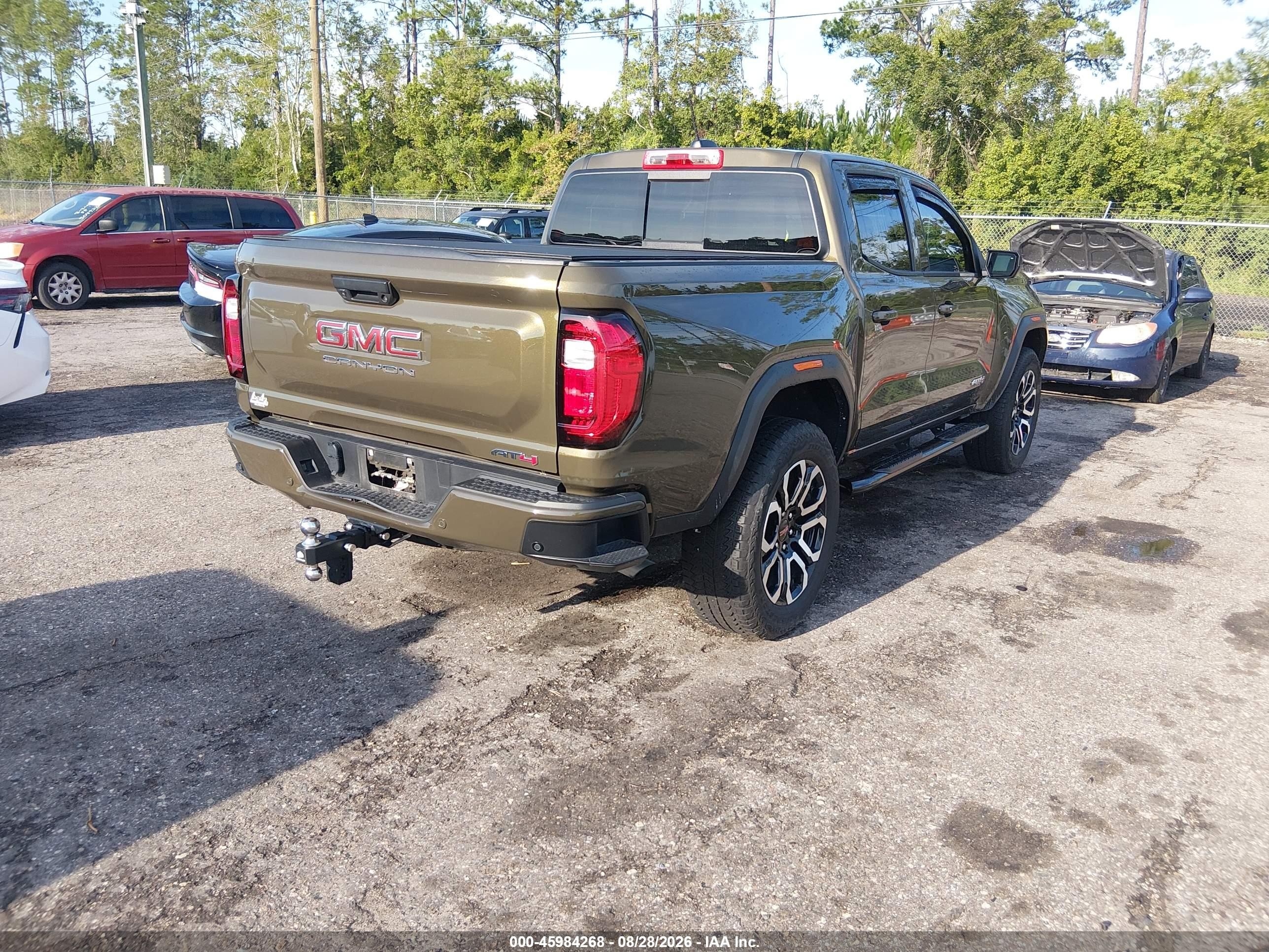 2025 Gmc Canyon 4wd At4 Brown vin: 1GTP2DEK6S1113605