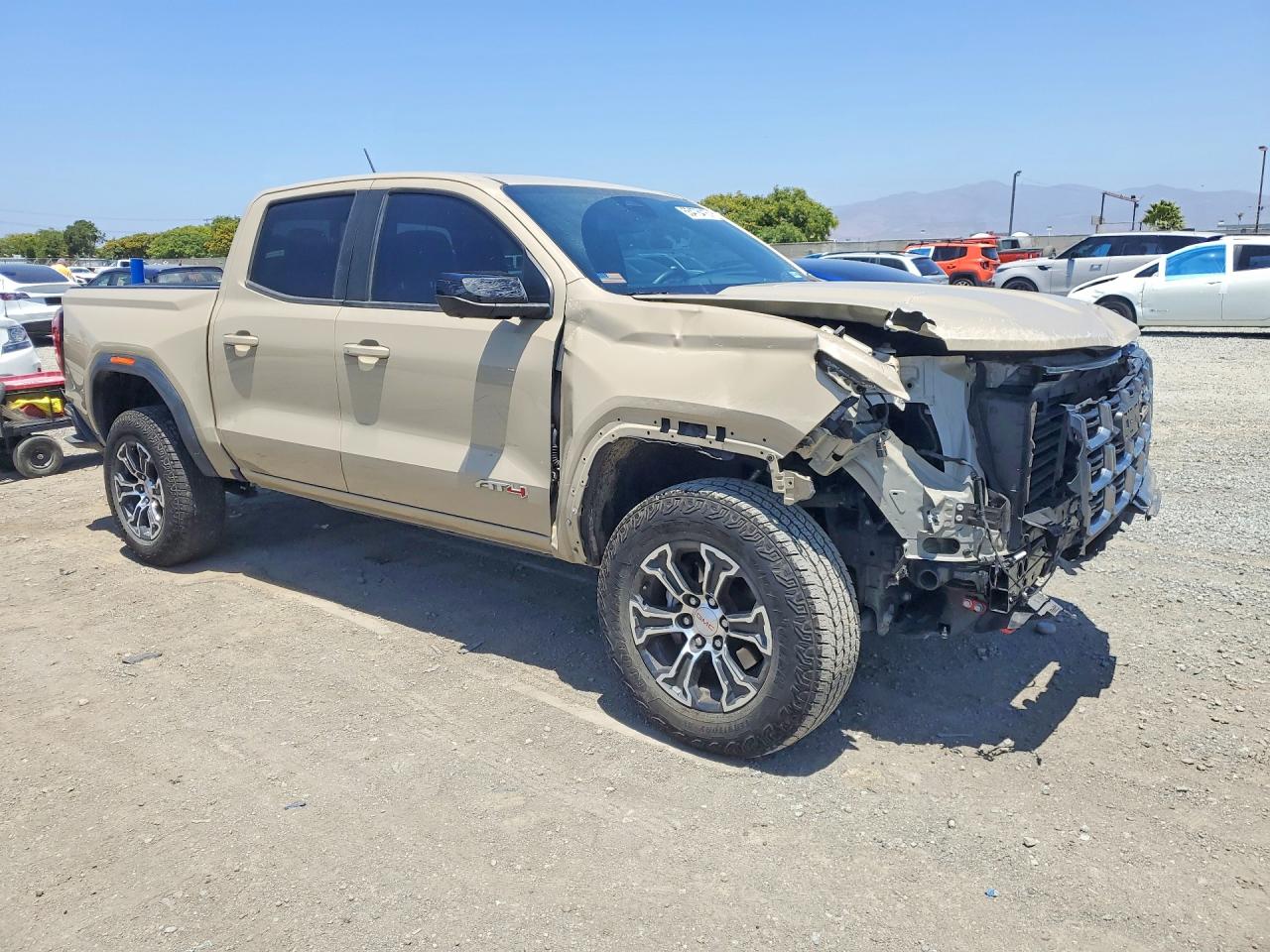 2024 Gmc Canyon At4 Tan vin: 1GTP6DEK8R1127648