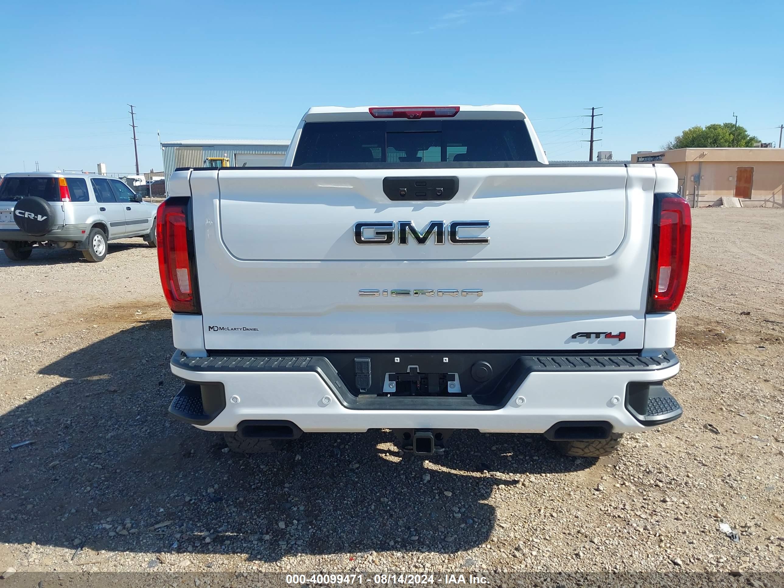 2021 Gmc Sierra 1500 4wd  Short Box At4 White vin: 1GTP9EEL1MZ163973