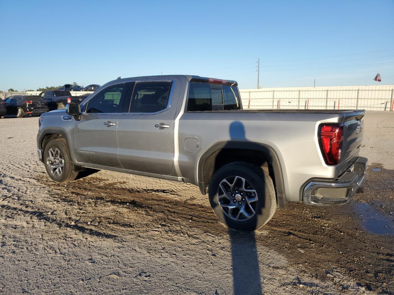 2025 Gmc Sierra C1500 Sle Gray vin: 1GTPHBEKXSZ282692