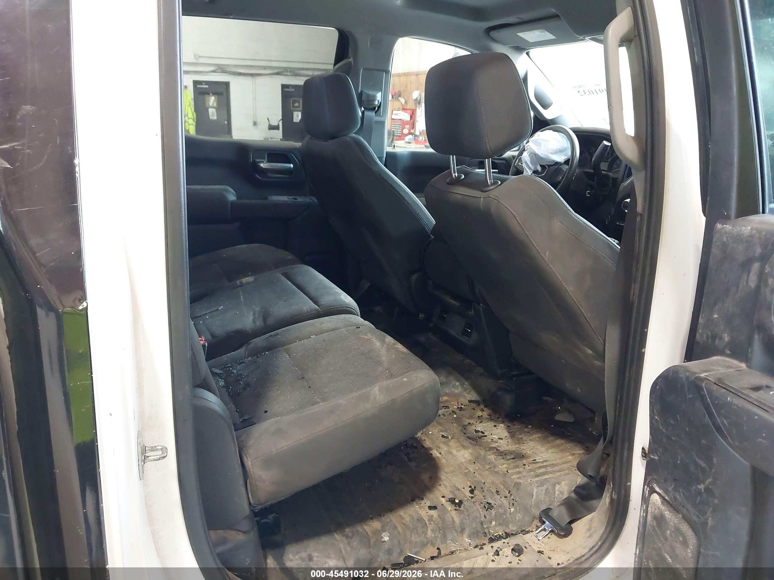 2023 Gmc Sierra 1500 4wd  Standard Box Pro Белый vin: 1GTPUAEK4PZ111434