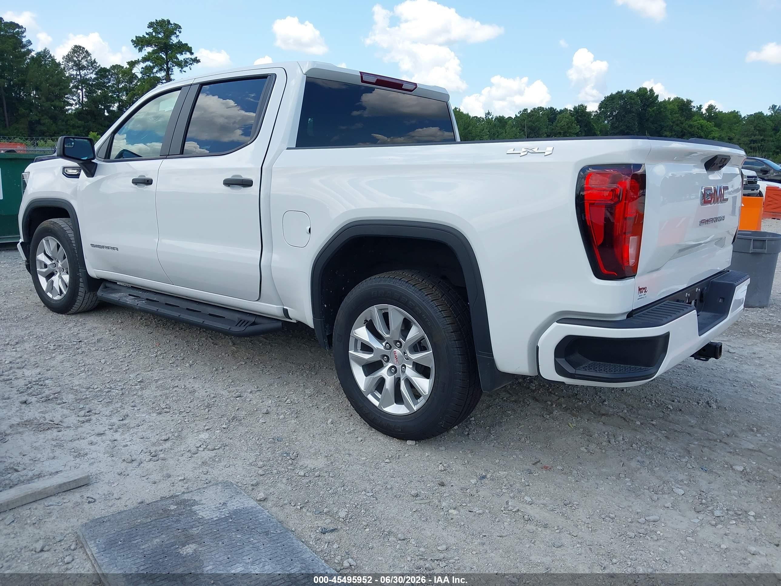 2026 Gmc Sierra 1500 , Short Bed, Pro, 4wd White vin: 1GTPUAEKXTZ200256