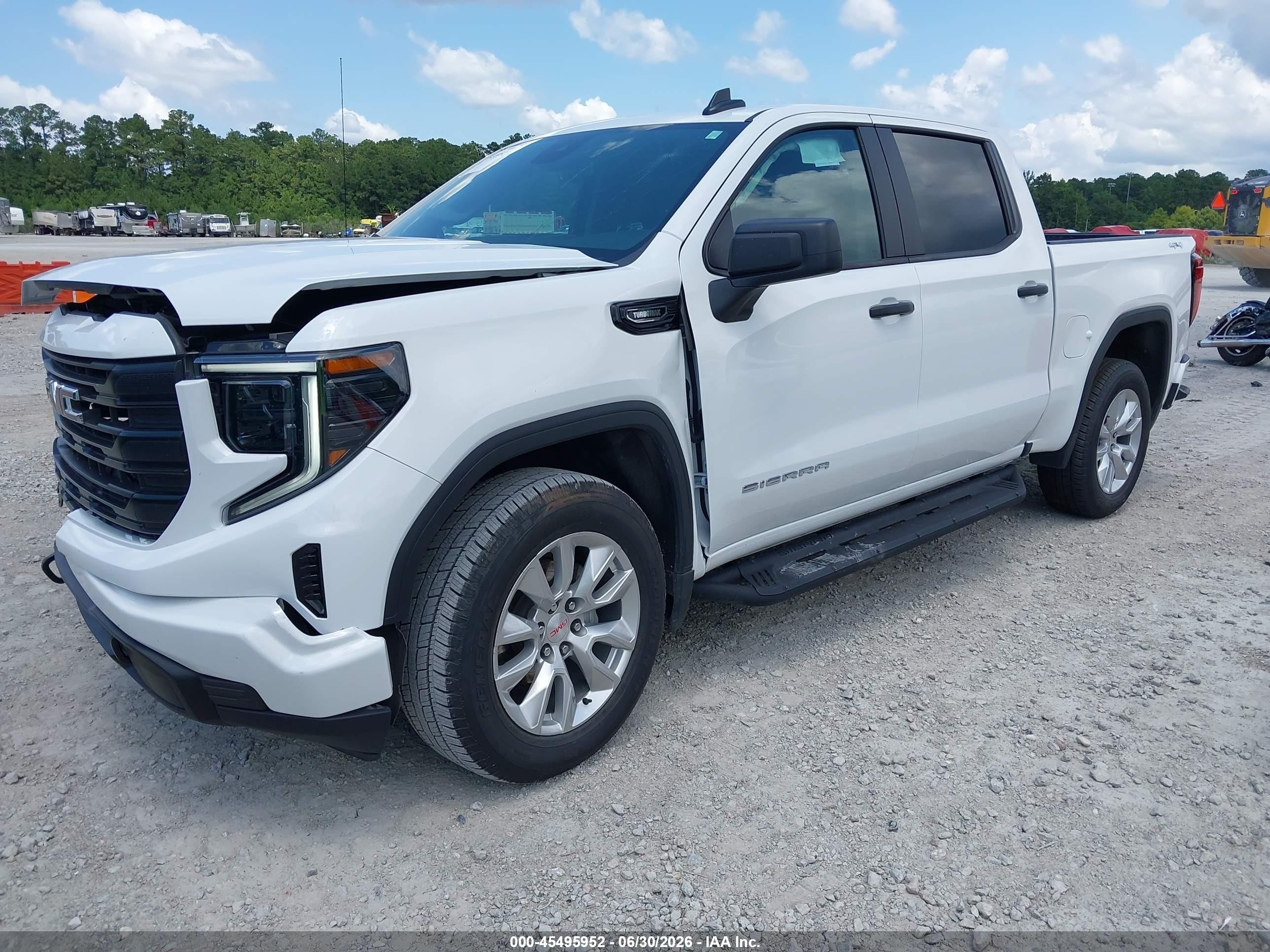 2026 Gmc Sierra 1500 , Short Bed, Pro, 4wd White vin: 1GTPUAEKXTZ200256
