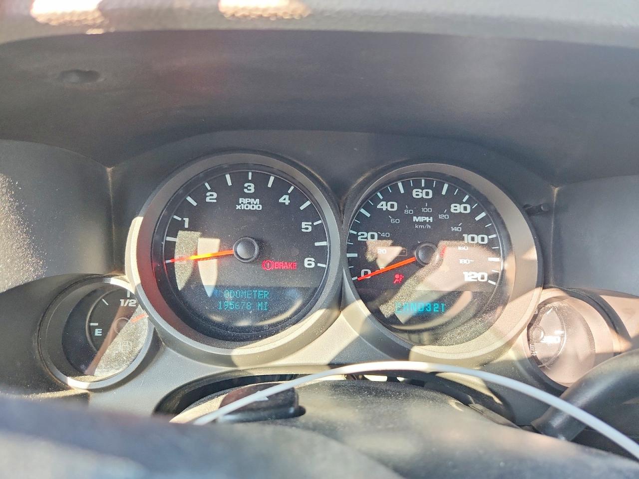 2011 Gmc Sierra C1500 Белый vin: 1GTR1TEA0BZ344949