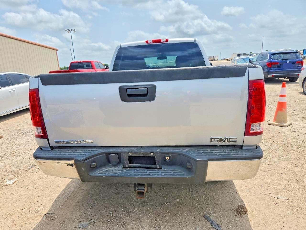 2013 Gmc Sierra C1500 Silver vin: 1GTR1TEX4DZ383650