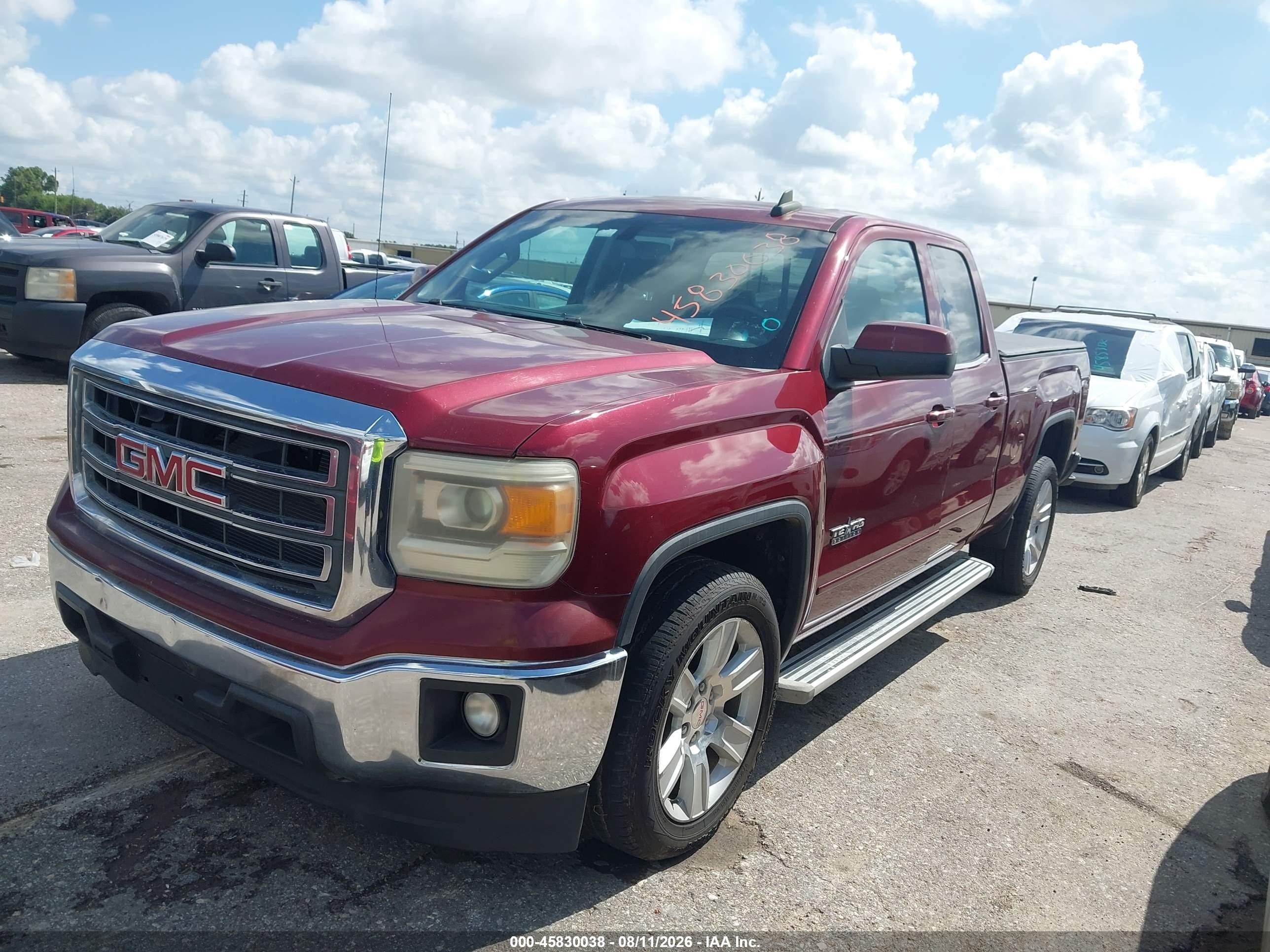 2015 Gmc Sierra 1500 Sle Бордовый vin: 1GTR1UEC1FZ388911