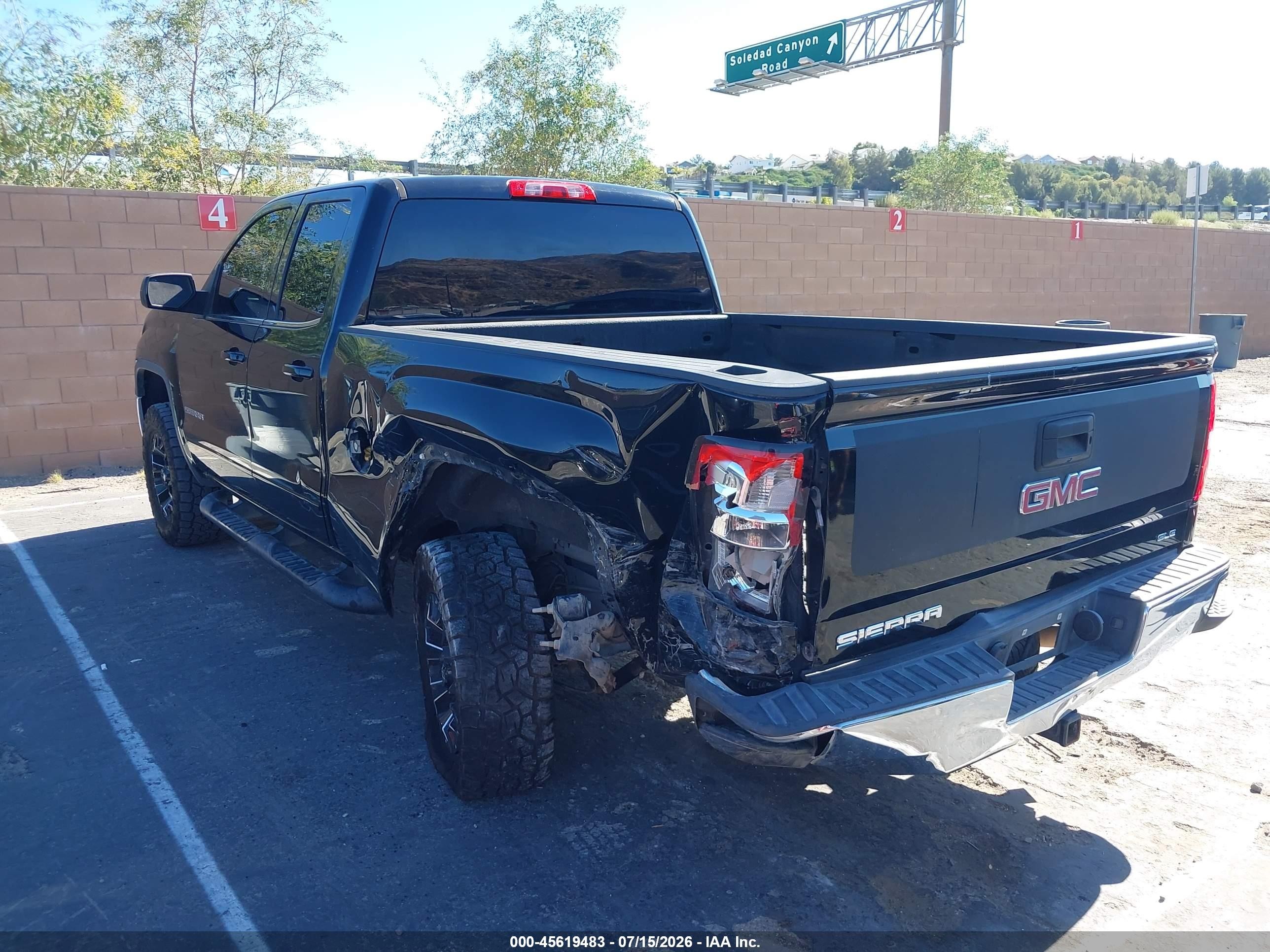 2014 Gmc Sierra 1500 Sle Black vin: 1GTR1UEC2EZ388429