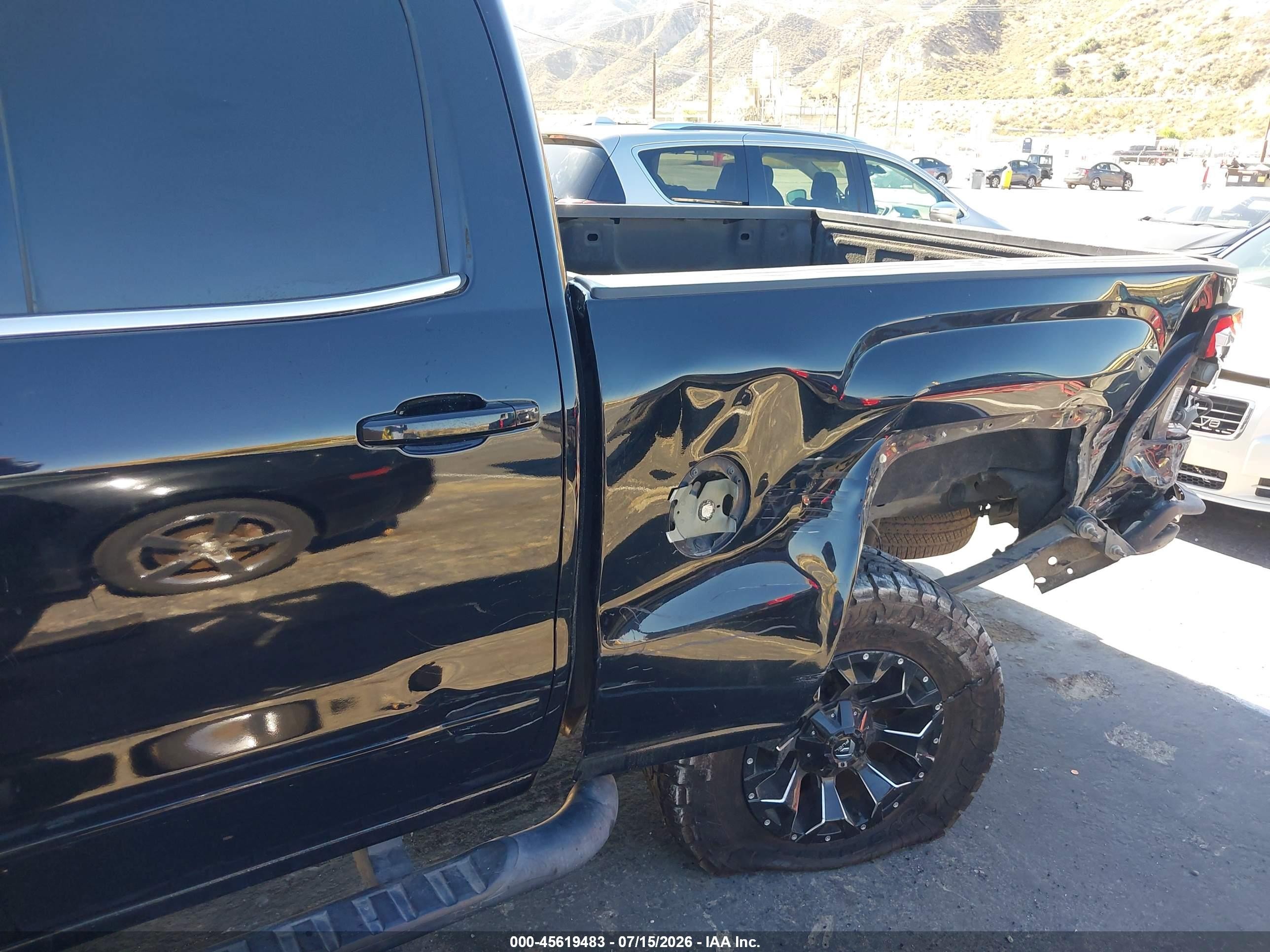 2014 Gmc Sierra 1500 Sle Black vin: 1GTR1UEC2EZ388429