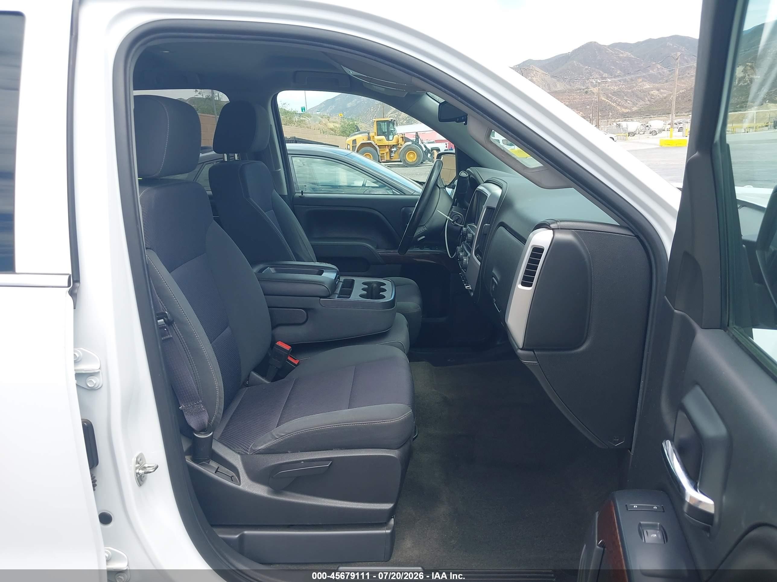 2015 Gmc Sierra 1500 Sle White vin: 1GTR1UEC2FZ163123