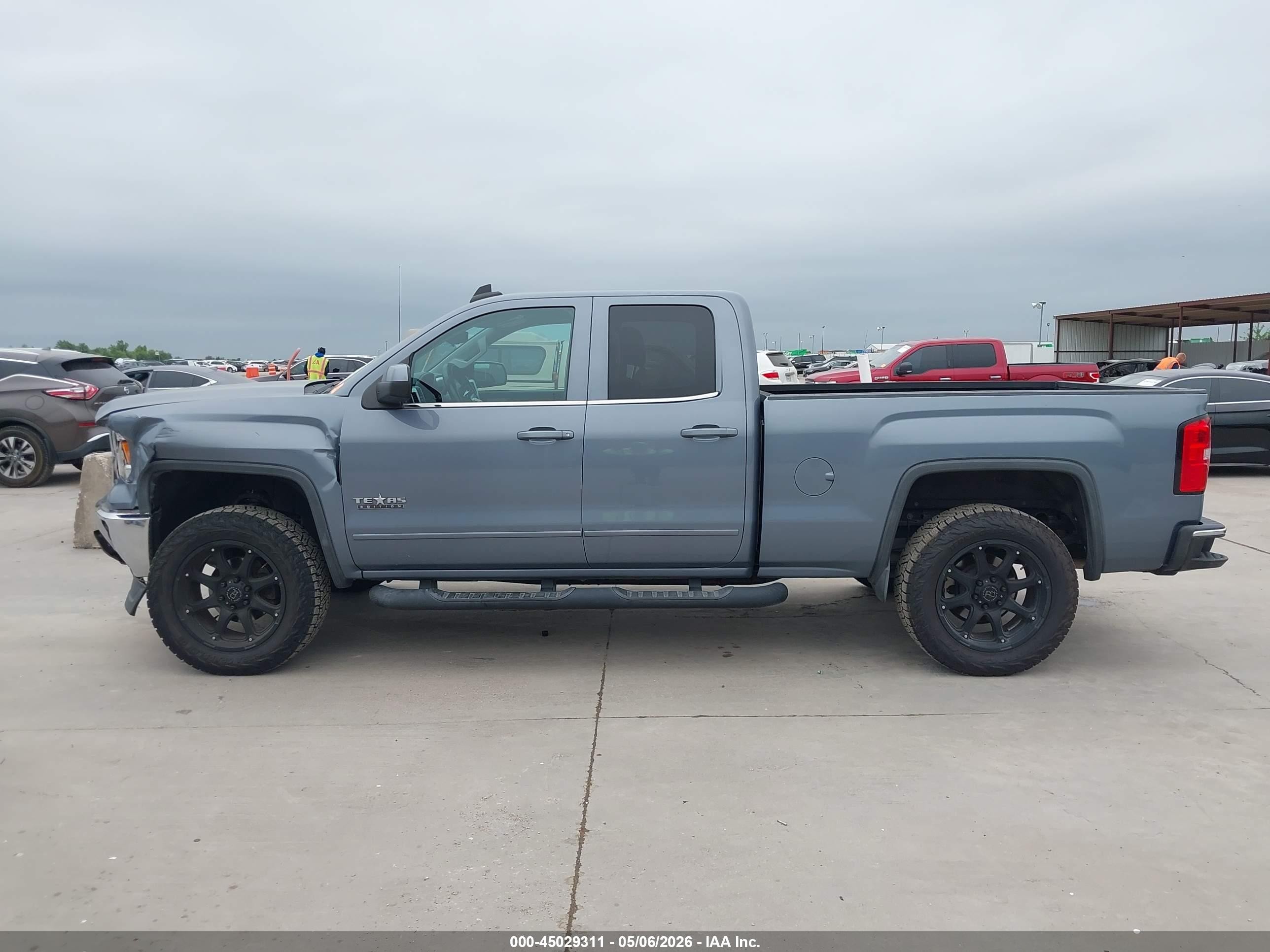 2015 Gmc Sierra 1500 Sle Синий vin: 1GTR1UEC3FZ255972