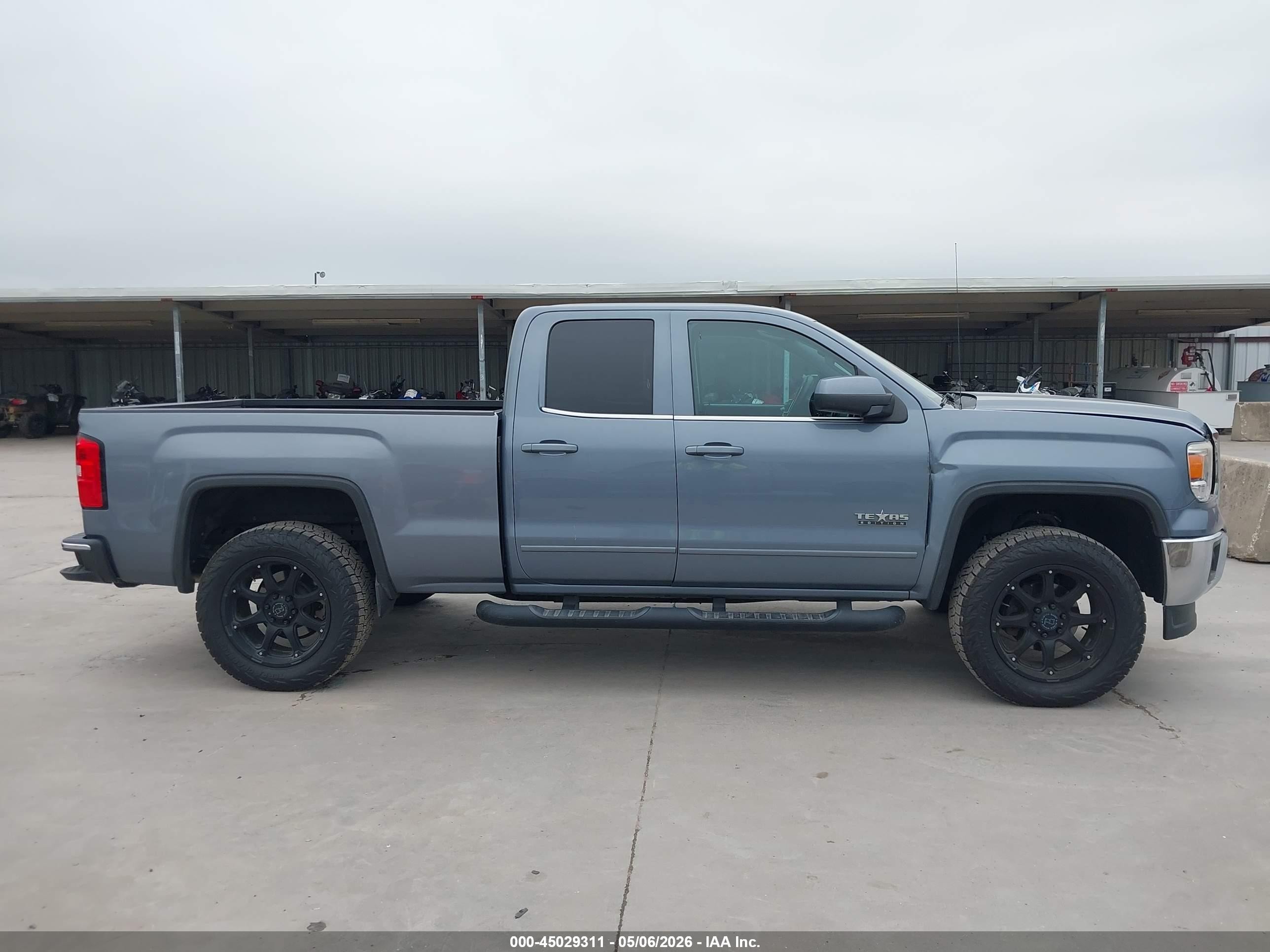 2015 Gmc Sierra 1500 Sle Синий vin: 1GTR1UEC3FZ255972