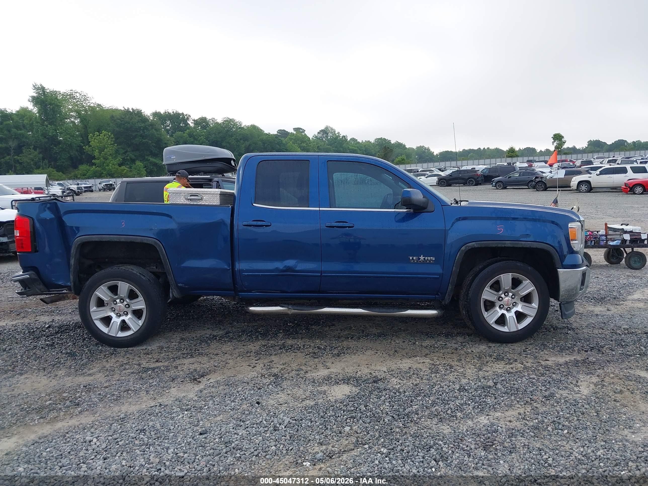 2015 Gmc Sierra 1500 Sle Blue vin: 1GTR1UEC4FZ256953